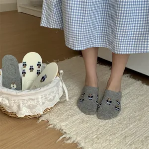 Cute women summer thin boat socks with cute bear design, cotton invisible socks for daily wear.