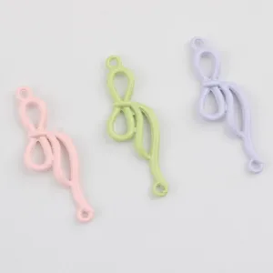Colgantes conectores de doble bucle de aleación lazo pintado para accesorios de joyería DIY pulsera.