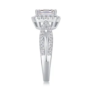Magnifique bague en argent sterling avec pierre taille émeraude et anneau double scintillant.