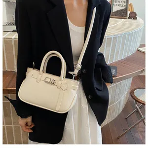 Stijlvolle minimalistische dameshandtas witte gestructureerde schouder crossbody tas chic