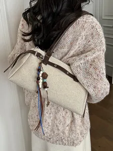 Sac à épaule rétro en toile pour femme, sac fourre-tout chic en cuir marron avec perles bois.