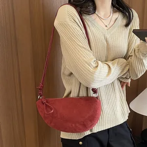 Sac bandoulière en suédine rouge femme sac croissant élégant sac fourre-tout quotidien