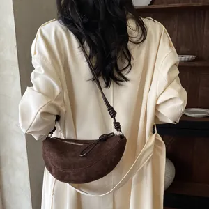 Sac bandoulière en suède pour femme rétro croissant sac porté épaule élégant cabas automne