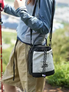 Borsa a tracolla con coulisse per escursionismo e viaggi, zaino leggero impermeabile da esterno.