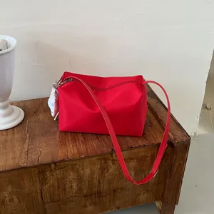 Borsa a tracolla rossa minimalista donna crossbody borsa cuscino leggera casual chic