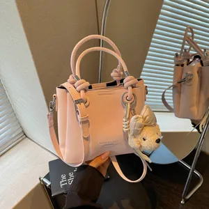 Bolso piel rosa bolso cubo bandolera bolso hombro vista detallada accesorio moda mujer