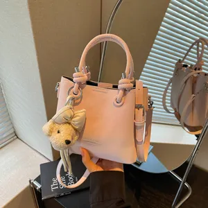Bolso cubo de cuero rosa mujer moda bolso de mano bandolera bonito lazo felpa colgante