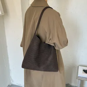 Women large woven leather tote bag vintage brown shoulder bag daily commute minimalist style