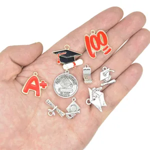 Ensemble de pendentifs en alliage de remise des diplômes 100 A+ pour bijoux DIY