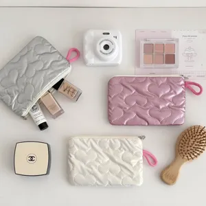 Korean ins style quilted heart storage bag, portable cosmetic pouch and daily makeup organizer