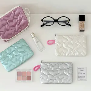 Korean ins style heart quilted makeup bag, cute portable padded pouch for coins and toiletries.