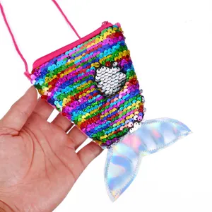 Details of the cute kids sequin mermaid tail crossbody bag, sparkling coin purse for girls.