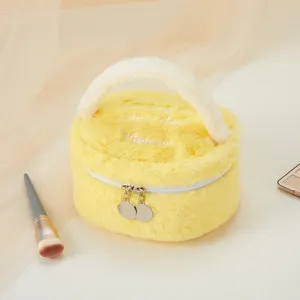 Plush cosmetic bag cute furry zipper travel makeup pouch portable coin purse for daily use.