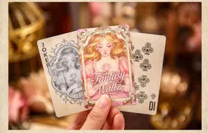 Gedetailleerd overzicht van Fantasy Waltz retro karakter speelkaarten, vintage papieren spelkaarten.
