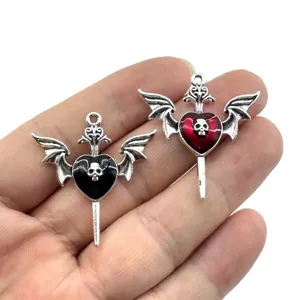 Gotisch Dunkel Herz Flügel Totenkopf Schwert DIY Anhänger Schmuck für alternative Mode.