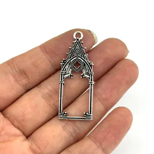 Ciondolo in metallo con finestra di chiesa gotica retrò per accessori di gioielli fai da te