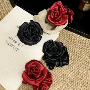 Französisch Vintage Satin Rose Blume Scrunchie Elegant Stoff Haargummi 3D Floral Kopfschmuck Handgelenk Zubehör Für Damen Mode Accessoires