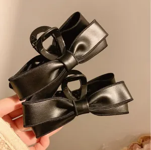 Korean Style Black Acrylic PU Leather Bow Hair Claw Clip Shark Clip Simple Elegant Hairpin Hair Accessories For Women