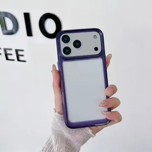 Dettaglio della custodia per iPhone in acrilico viola con scanalatura per resina