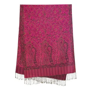 Elegante bufanda larga de jacquard paisley magenta con borlas decorativas mujer