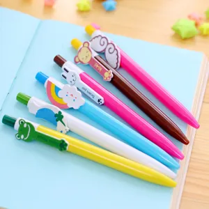 Boligrafos de colores lindos de dibujos animados con clips de animales para estudiantes.