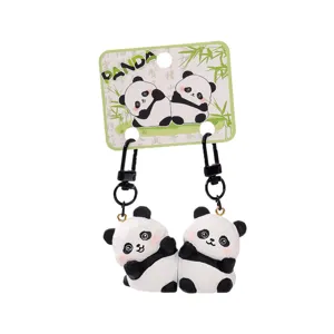 Porte-clés Panda Magnétique Style Sculpture sur Bois Figurine Animale 3D en Résine Pendentif Sac Assorti pour Couple