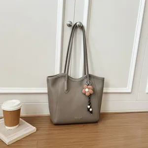 Grosse taupefarbene Damen Shopper Tasche, stilvolle PU Leder Handtasche fuer Alltag und Arbeit.