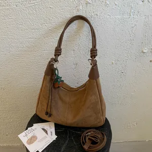 Sac à main bandoulière vintage marron en daim pour femme, sac croissant élégant avec nœud.