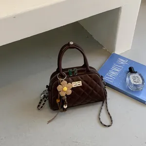 Women Vintage Quilted PU Leather Bowling Handbag Classic Shoulder Crossbody Bag Fashion Commute Bag With Flower Charm
