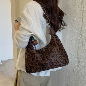 Sac à épaule hobo imprimé léopard rétro pour femme, élégant sac dumpling tendance.