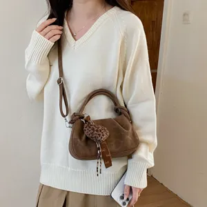 Retro niche pleated leopard print handbag cloud bag for women autumn winter fashion commuter