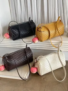 Modieuze geweven cilinder schoudertas, casual crossbody kussentas met leuke appelhanger.