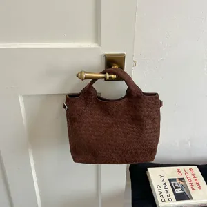 Bolso tote tejido marrón casual para mujer, elegante bolso de hombro de gran capacidad ideal.