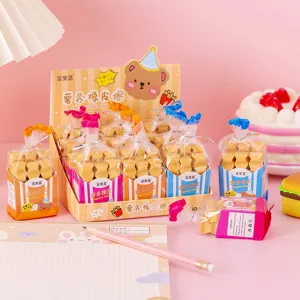 Simpatiche gomme a forma di patatine fritte in scatola, cancelleria divertente per studenti.