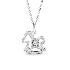 S925 Sterling Silber Moissanit Schaukelpferd Anhänger Halskette für Damen Elegantes Schmuck Hauptbild