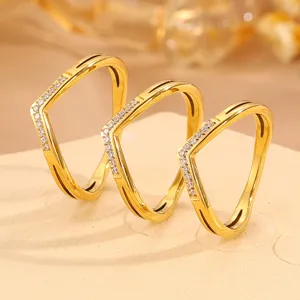 European and American style geometric paved diamond ring, 18k gold plated titanium steel fashion jewelry