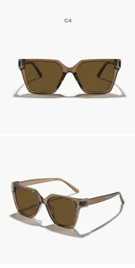 Gafas de sol cuadradas elegantes para mujer con montura marrón y brillantes pedrería.