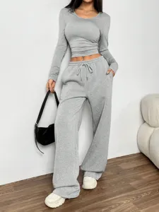 Ensemble haut décontracté gris côtelé à manches longues et pantalon de survêtement