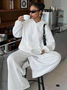 Women fleece hoodie wide-leg sweatpants tracksuit set casual street style outfit detail