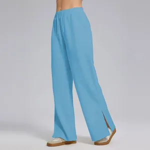 Pantalón de chándal ancho azul claro con cintura elástica cómoda y elegantes aberturas.