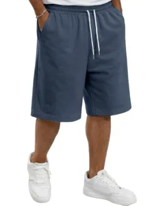 Gedetailleerd overzicht van casual gebreide herenshorts met comfortabel trekkoord voor stijl.