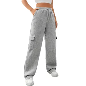 Pantaloni della tuta cargo grigi casual da donna con vita elastica e tasche laterali.