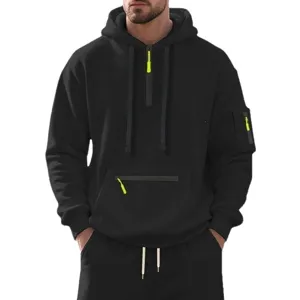 Felpa con cappuccio da uomo casual felpata con zip a un quarto e tasche multiple nera.