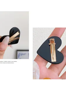 Black heart hair clip sweet cute side bangs clip resin duckbill hairpin for women daily.