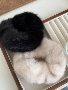 Herfst winter pluche haarelastiek zacht pluizig haaraccessoire voor vrouwen en dames