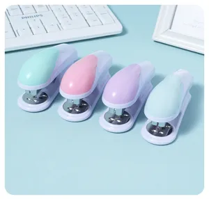 Macaron Farbe Desktop Tacker Büro arbeitssparende mittlere Heftmaschine Schreibwaren Set