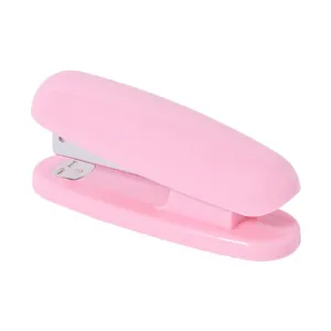 Minimalistischer rosa Handtacker für Büro und Schule, kompaktes und praktisches Bindewerkzeug.