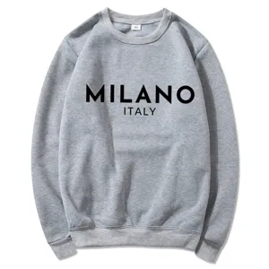 Grauer Fleece-Pullover mit Rundhalsausschnitt und Milano Italien Druck, Langarm.