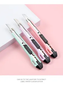 Tragbares Macaron Farbe Mini Cuter Messer für Büro Papier Schneidewerkzeug und Tagebuch