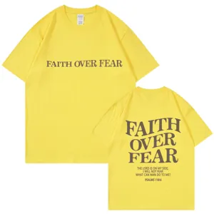 t-shirt manica corta gialla streetwear estate 2025 con stampa faith over fear per tutti